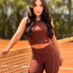 CROPPED ESSENCE FIT