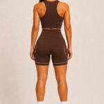 TOP ESSENCE FIT