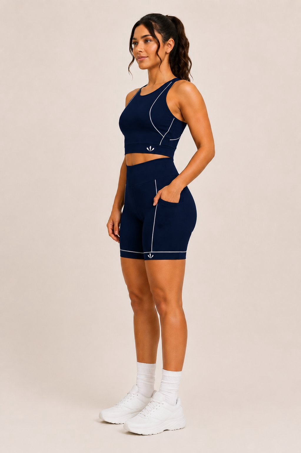 TOP ESSENCE FIT