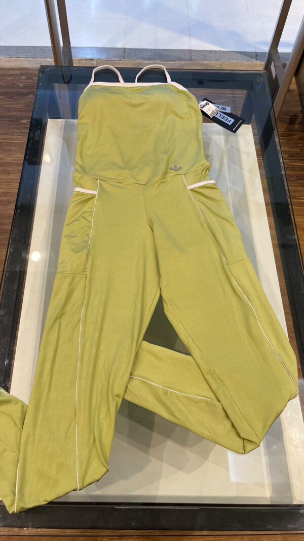 VERDE ABACATE